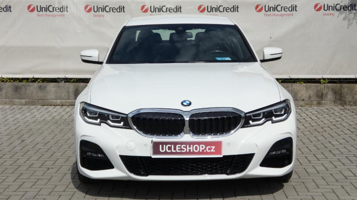 BMW Řada 3 330e xDrive M Sport Plug-in Hy na operativní leasing