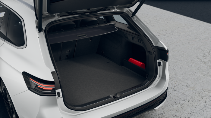 Volkswagen Passat R-Line 1,5 TSI 200 kW eHybrid na operativní leasing