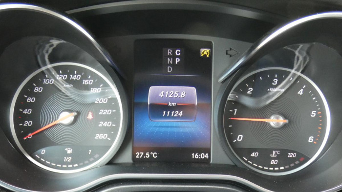 Mercedes-Benz Třídy V 300d AMG 9G Tronic na operativní leasing