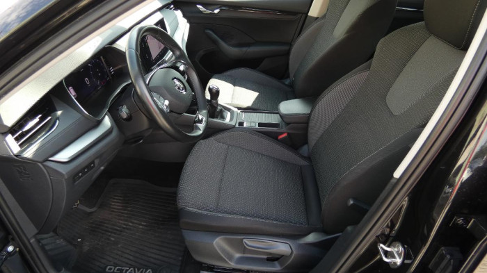 Škoda Octavia Combi 2,0 TDI  Ambition na operativní leasing