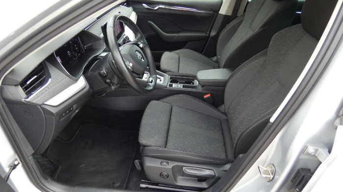 Škoda Octavia Combi 2.0 TDI 110kW DSG 4x4 St na operativní leasing