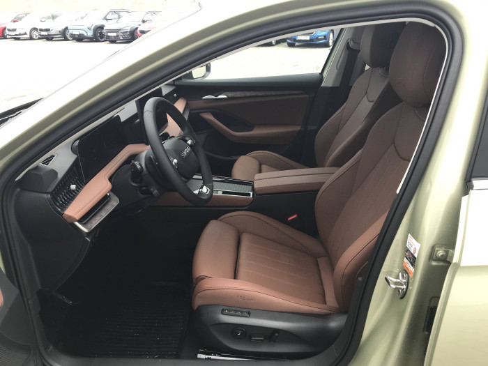 Škoda Superb Combi L&K 6DSG 1,5TSI / 150kW na operativní leasing