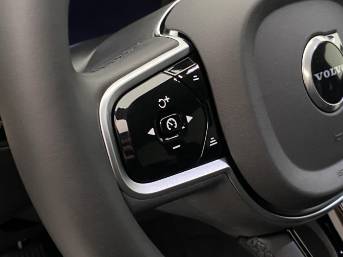 Volvo XC60 T6 AWD AUT BRIGHT PLUS na operativní leasing