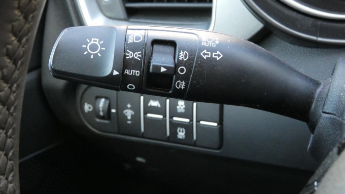 Kia Ceed 1.5 T-GDI 118kW Exclusive SW na operativní leasing