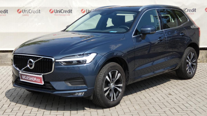 Volvo XC60 B4 AWD Momentum Auto na operativní leasing