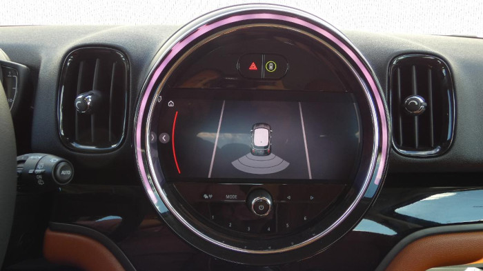 Mini Countryman COOPER na operativní leasing