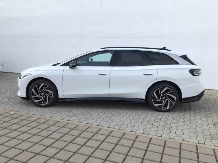 Volkswagen ID.7 Tourer Pro S People  / 210kW na operativní leasing