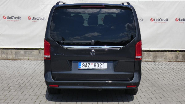 Mercedes-Benz Třídy V 300d AMG 9G Tronic na operativní leasing