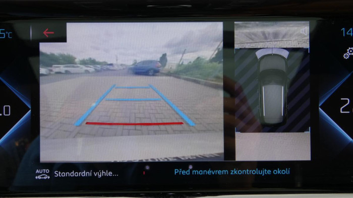 DS Automobiles DS7 Crossback 1.6 E-TENSE 300 EAT8 4x4 Perfo na operativní leasing