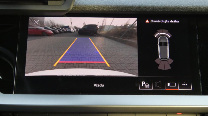 Audi A3 35 TFSI Sportback S Line na operativní leasing