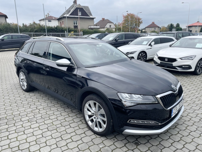 Škoda Superb III Combi SCOUT 2,0 TDI DSG - 4x4 na operativní leasing