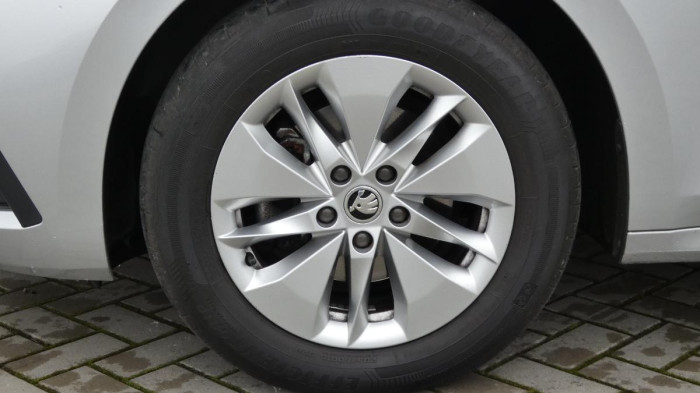 Škoda Octavia 2.0 TDI 85kW Ambition DSG na operativní leasing