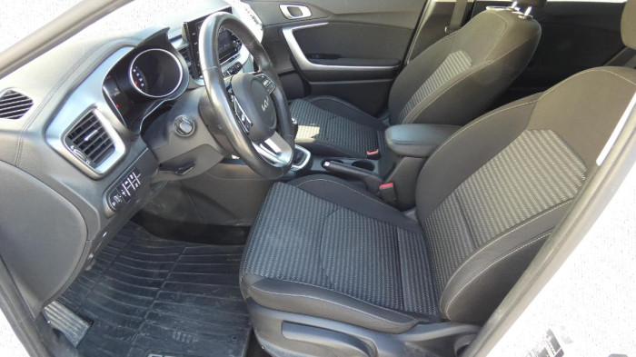 Kia Ceed 1.5 T-GDI 118kW Exclusive SW na operativní leasing