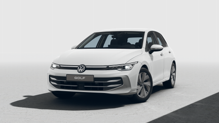 Volkswagen Golf Style 1,5 eTSI 7DSG mHEV na operativní leasing