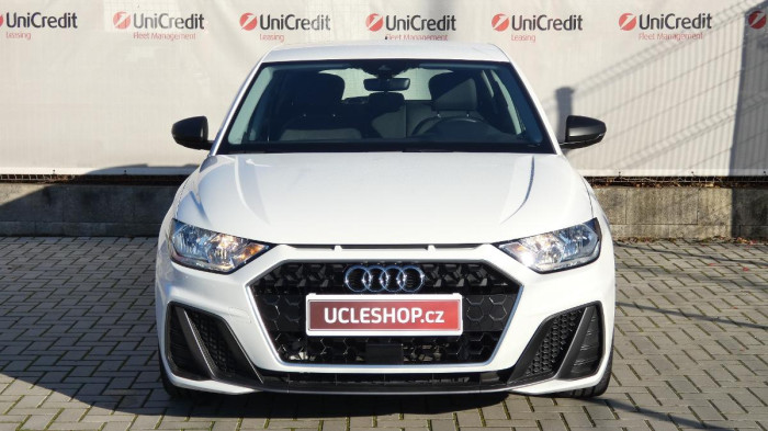 Audi A1 Sportback 25 TFSI S Line na operativní leasing