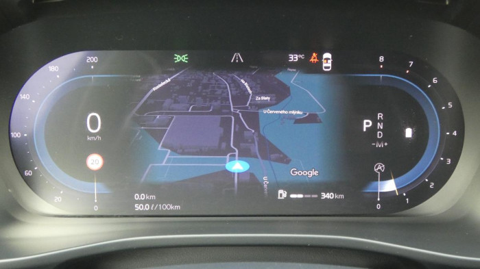 Volvo XC40 B3 Plus Dark na operativní leasing