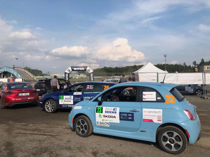 Fiat 500 e sport na operativní leasing