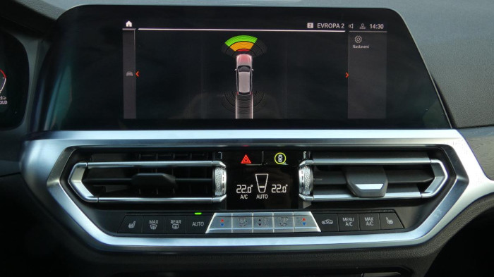 BMW Řada 3 330d Touring  xDrive na operativní leasing