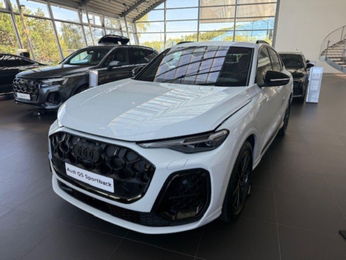 Audi Q5 Spb TDI quattro Stronic na operativní leasing