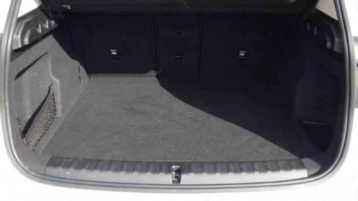 BMW X1 sDrive 18i DCT na operativní leasing