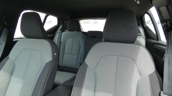 Volvo XC40 B3 mHEV Core aut. na operativní leasing