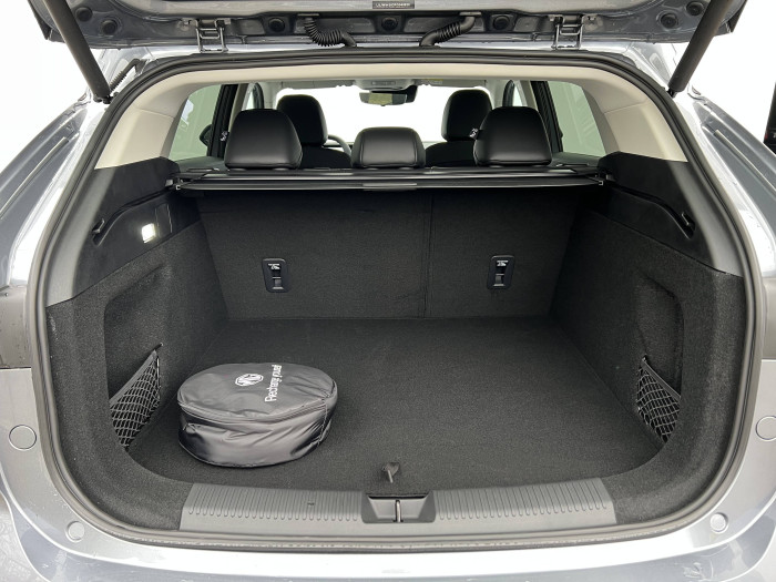 MG HS EXCLUSIVE PHEV 1,5TGI / 200kW na operativní leasing