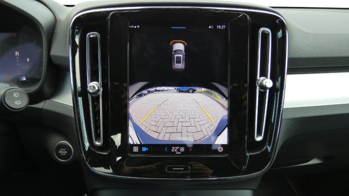 Volvo XC40 B3 mHEV Core aut. na operativní leasing