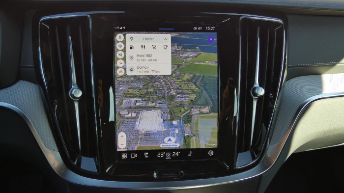 Volvo S60 B5 AWD Ultimate Dark na operativní leasing