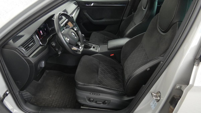 Škoda Superb 2.0 TDI DSG Sportline na operativní leasing