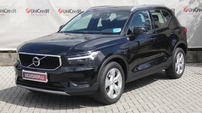 Volvo XC40 D3 Drive-E AWD aut. Momentum na operativní leasing