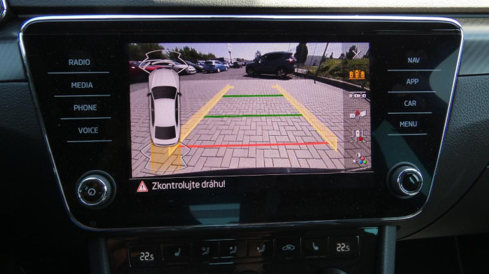 Škoda Superb 2.0 TSI DSG Sportline na operativní leasing