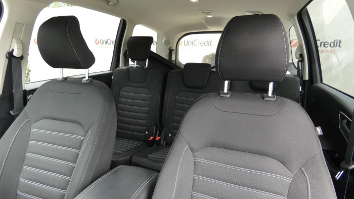 Ford Galaxy 2.0 EcoBlue AWD aut. Titanium na operativní leasing