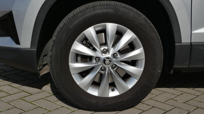 Škoda Karoq 1,5 TSI Ambition DSG na operativní leasing