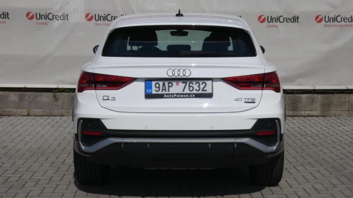 Audi Q3 2,0 TFSI quattro S tronic S-li na operativní leasing