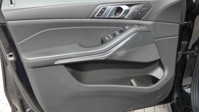 BMW X5 30d xDrive M Sport na operativní leasing
