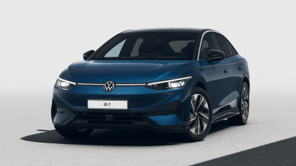 Volkswagen ID.7 Pro 210  kW, kap. 77 kWh na operativní leasing