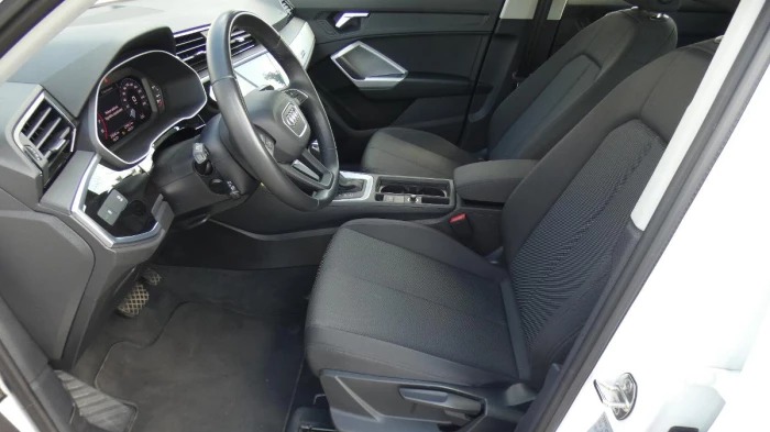Audi Q3 2,0 TFSI quattro S tronic S-li na operativní leasing