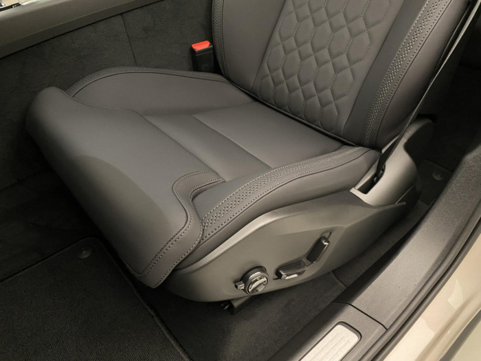 Volvo XC60 T6 AWD AUT BRIGHT PLUS na operativní leasing