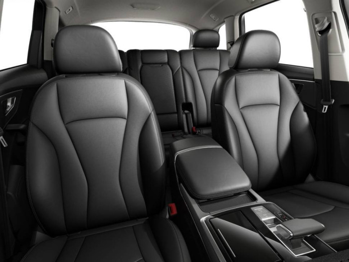 Audi Q7 SUV 45 TDI quattro 170 kW 8TT na operativní leasing