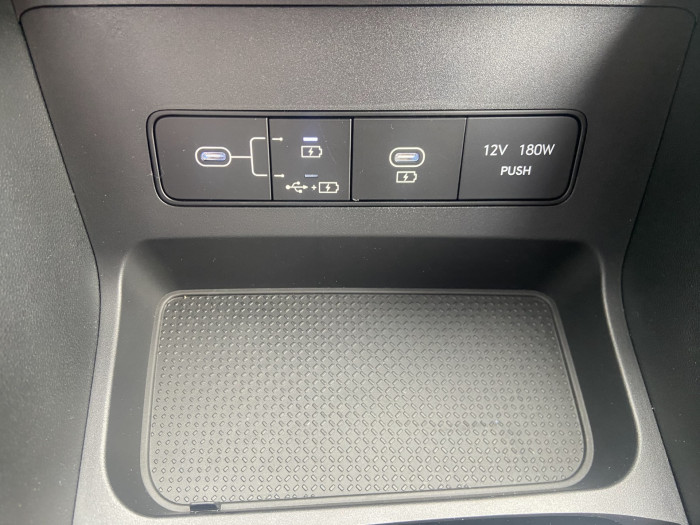 25 1,6 TGDI MT 2WD COMFORT	 na operativní leasing