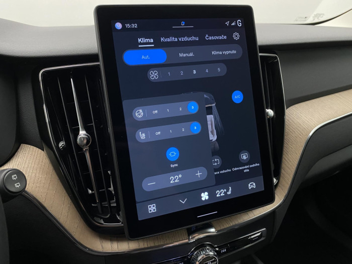 Volvo XC60 T6 AWD AUT BRIGHT PLUS na operativní leasing