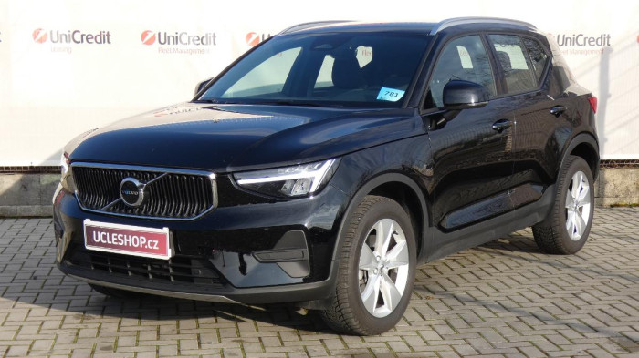 Volvo XC40 B3 Core DCT na operativní leasing