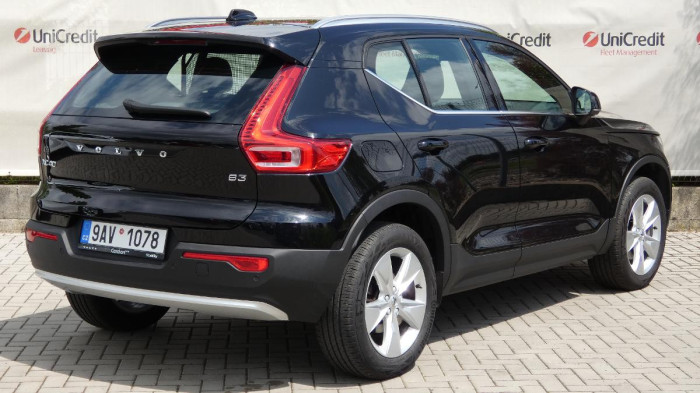 Volvo XC40 B3 Bright Plus aut. na operativní leasing
