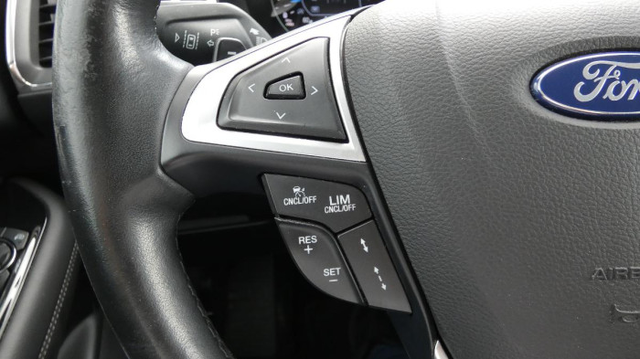 Ford Galaxy 2.0 EcoBlue AWD aut. Titanium na operativní leasing