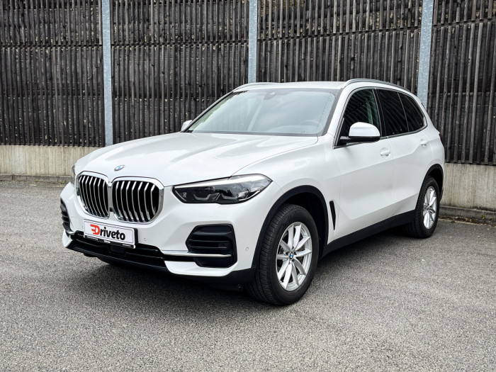 BMW X5 xDrive40i, 40i 245 kW xDrive na operativní leasing