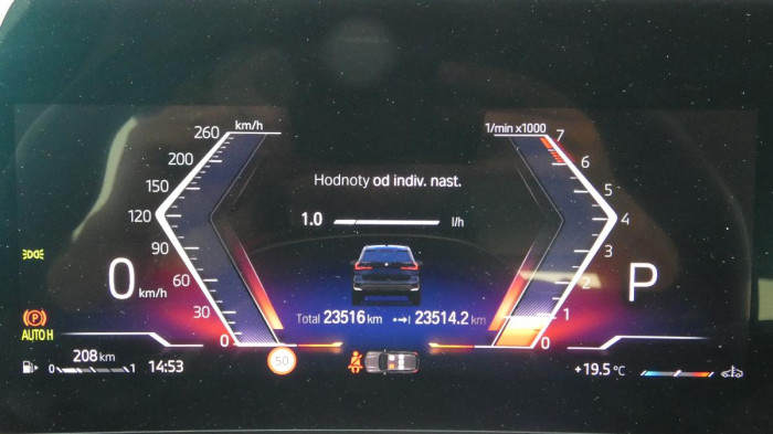 BMW X1 sDrive 18i na operativní leasing