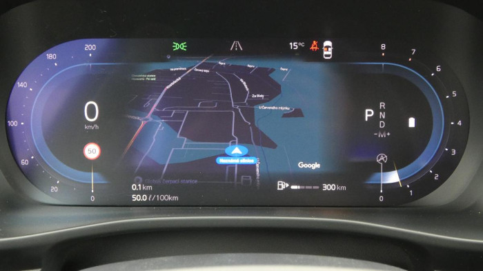 Volvo XC40 B3 Core DCT na operativní leasing