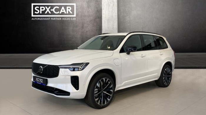 Volvo XC90 PLUS DARK, T8 AWD, 228+107 kW / 310+145 HP na operativní leasing