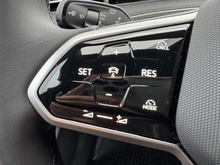 Volkswagen ID.7 Tourer Pro S People  / 210kW na operativní leasing