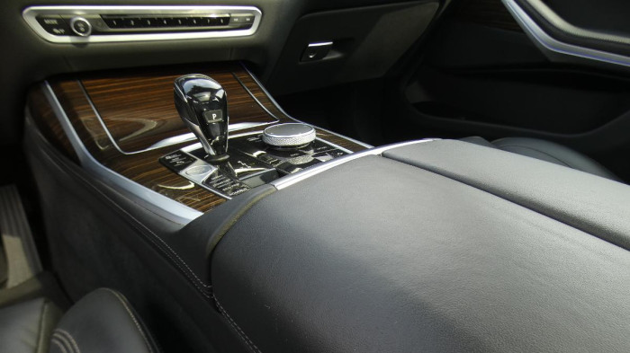 BMW X7 xDrive 40d Luxury na operativní leasing